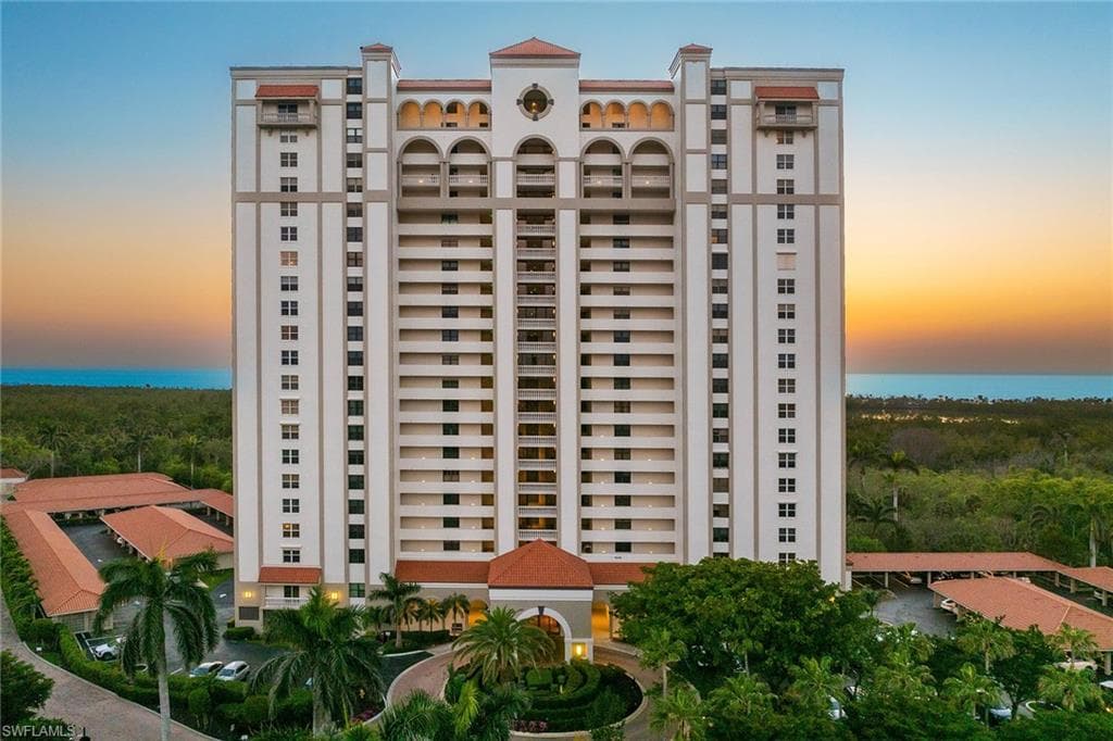 6585 Nicholas Blvd 1904, Naples, FL 34108-45