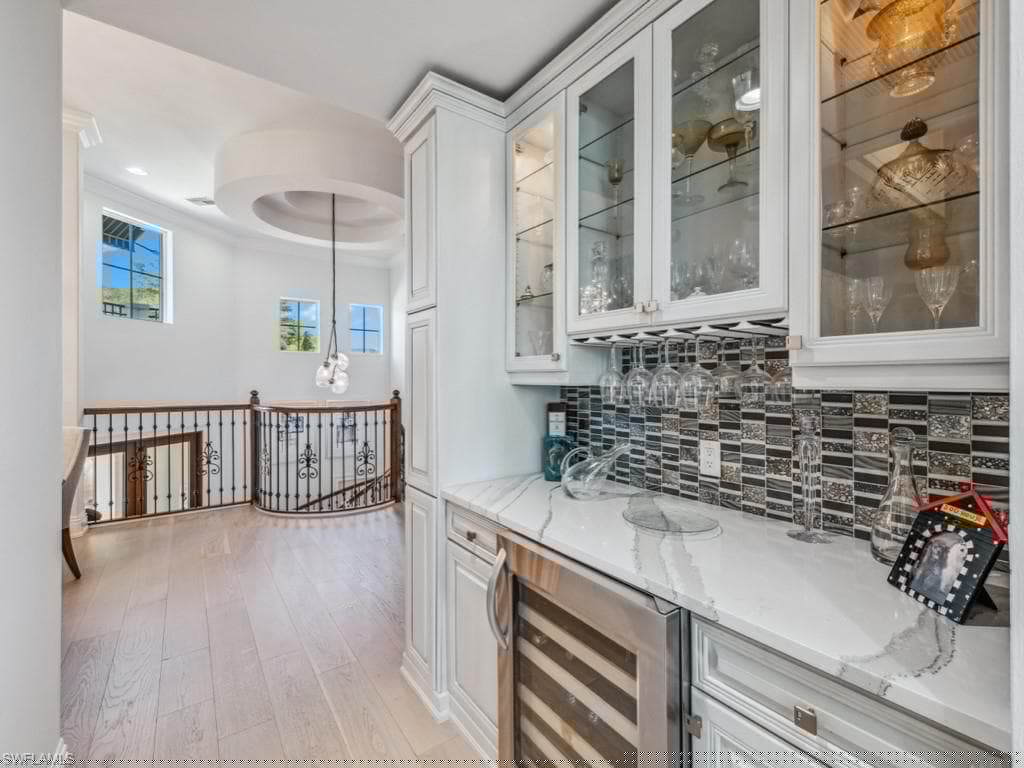 16985 Porta Vecchio Way 202, Naples, FL 34110-15