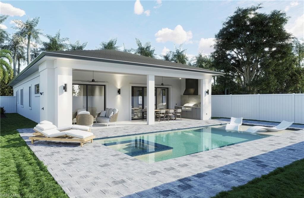 708 100th Ave N, Naples, FL 34108-4