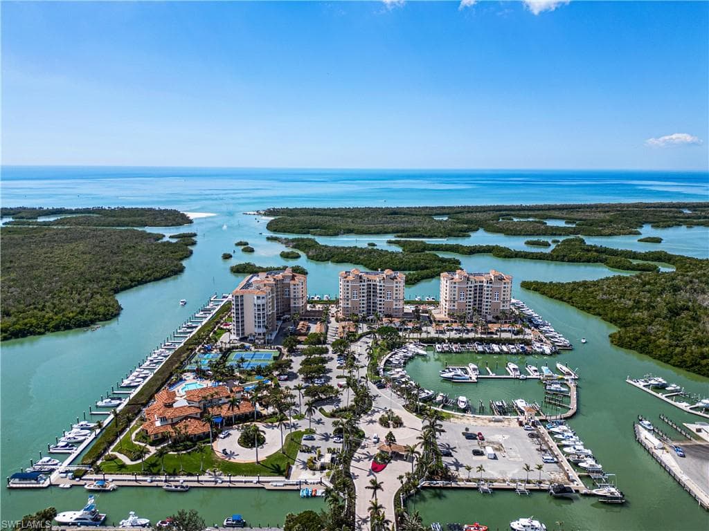 445 Dockside Dr A901, Naples, FL 34110-15