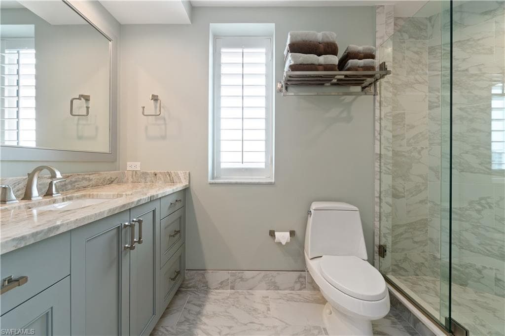 445 Dockside Dr A901, Naples, FL 34110-31