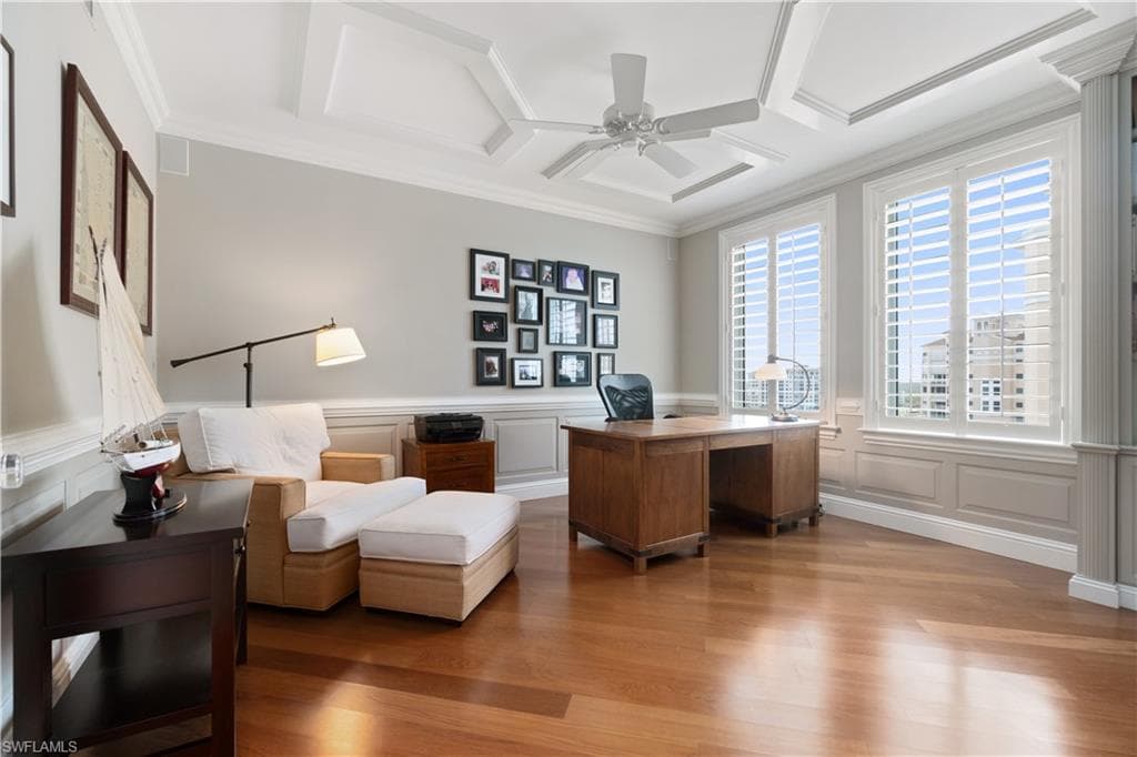 445 Dockside Dr A901, Naples, FL 34110-32