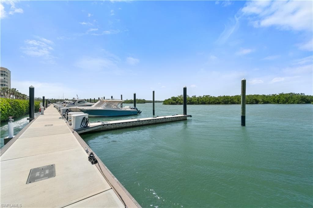 445 Dockside Dr A901, Naples, FL 34110-34