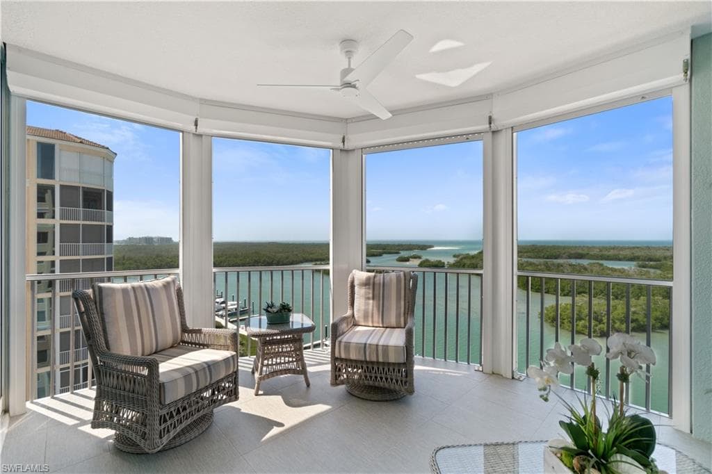 445 Dockside Dr A901, Naples, FL 34110-3