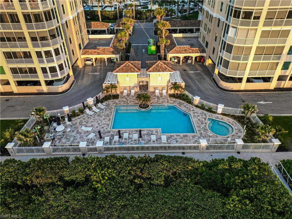 445 Dockside Dr A901, Naples, FL 34110-40