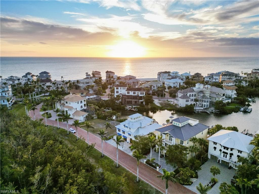 237 Bayfront Dr, Bonita Springs, FL 34134-2