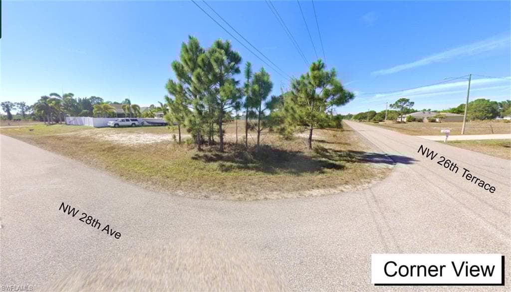 2800 26th Ter, Cape Coral, FL 33993-5