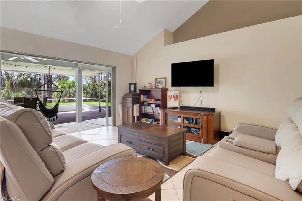 90 24th Ave NE, Naples, FL 34120-11