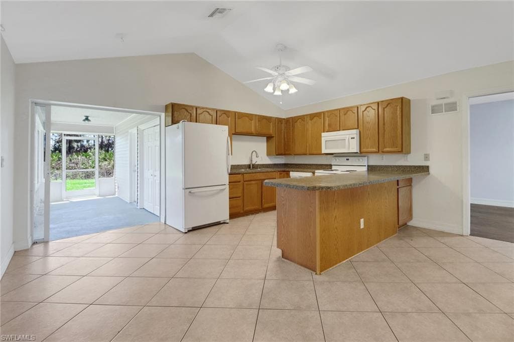 90 24th Ave NE, Naples, FL 34120-36