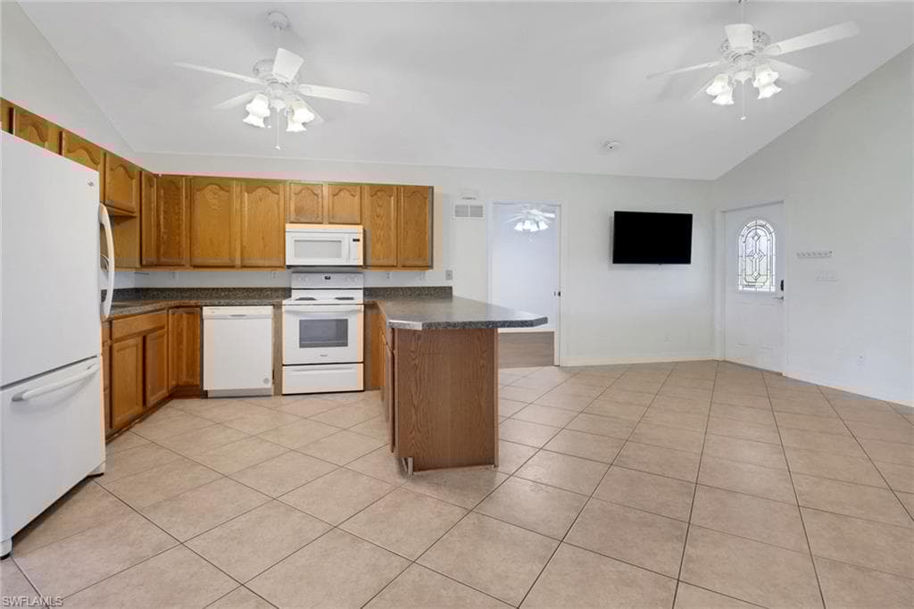 90 24th Ave NE, Naples, FL 34120-37