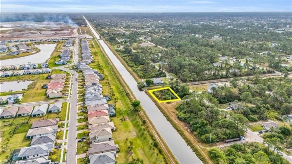 7502 Tena Ave N, Lehigh Acres, FL 33971-3