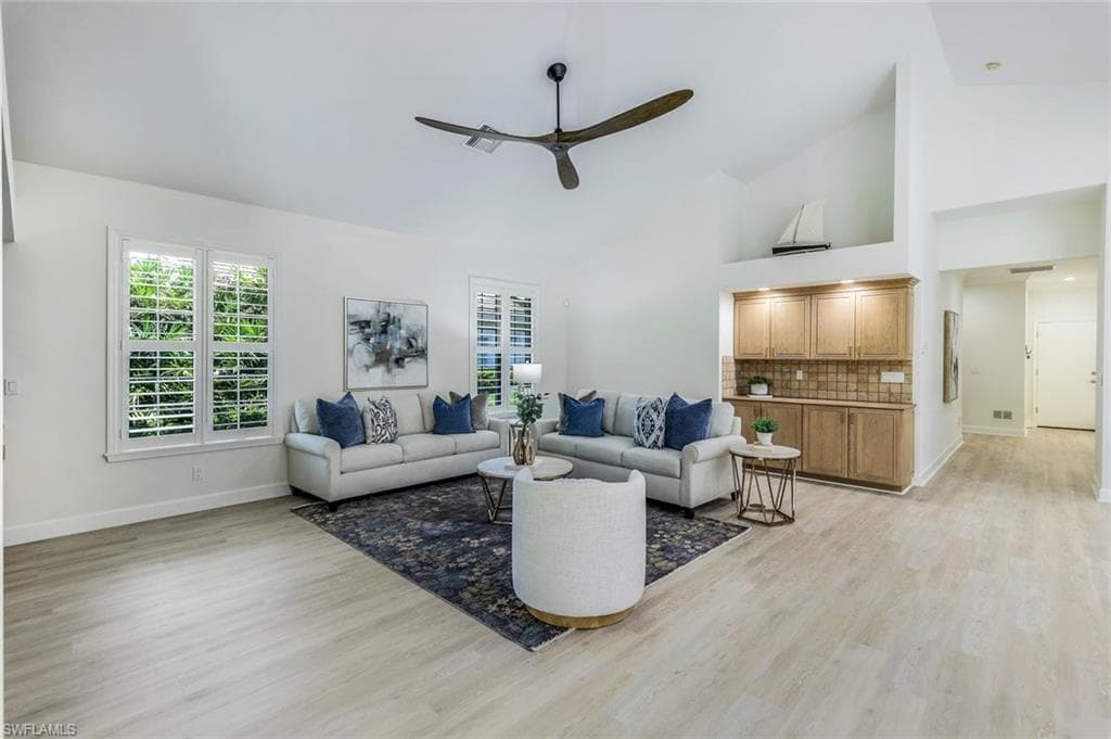 3311 Creekview Dr, Bonita Springs, FL 34134-9