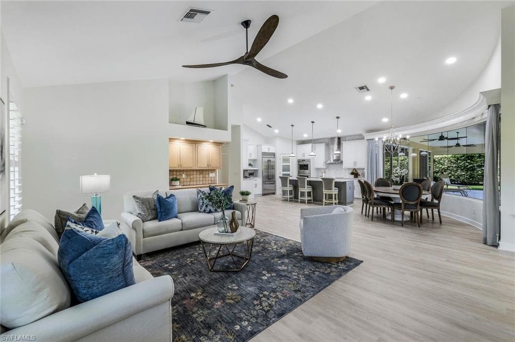 3311 Creekview Dr, Bonita Springs, FL 34134-10