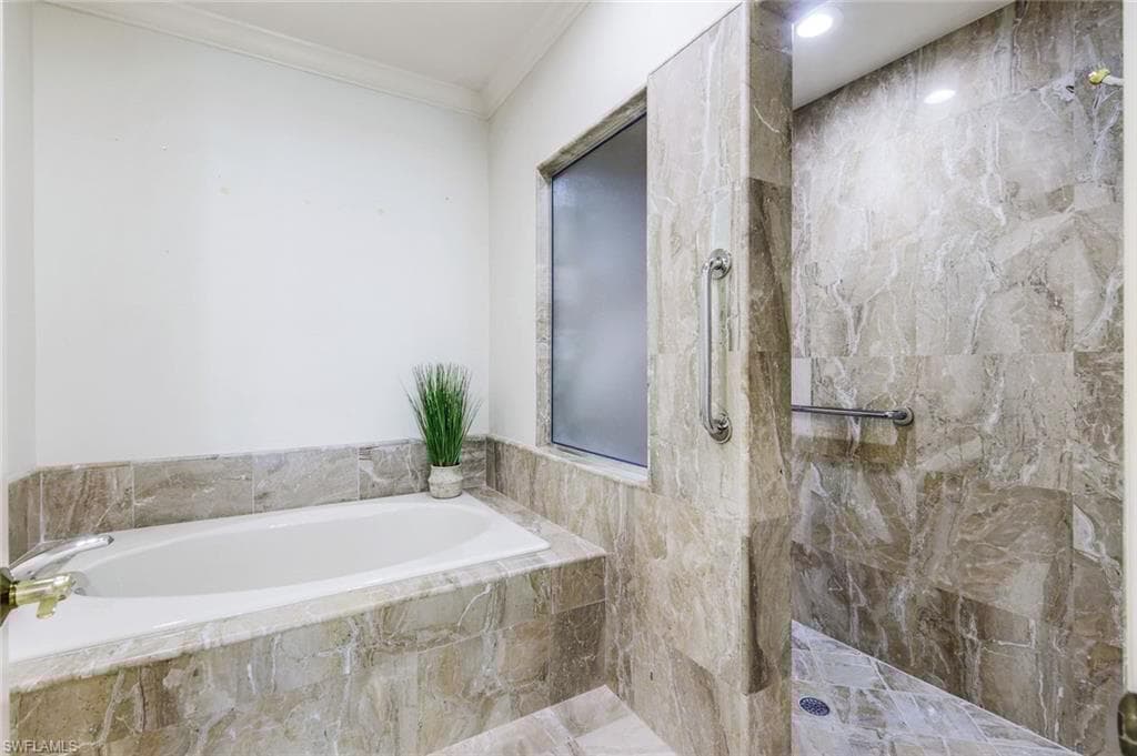 3311 Creekview Dr, Bonita Springs, FL 34134-22