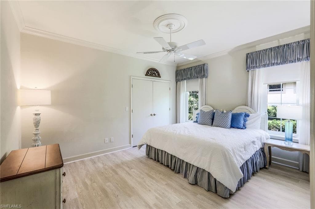 3311 Creekview Dr, Bonita Springs, FL 34134-25
