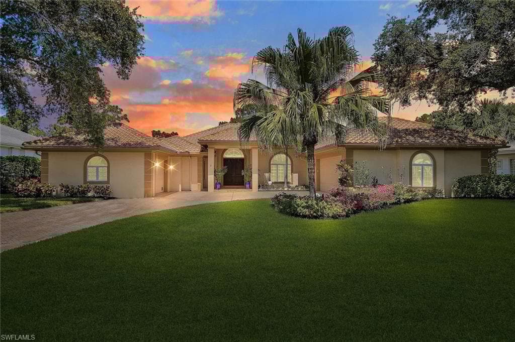 3311 Creekview Dr, Bonita Springs, FL 34134-2