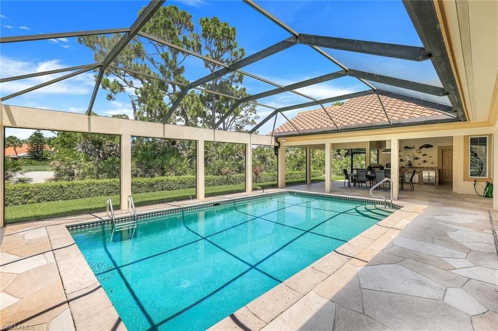 3311 Creekview Dr, Bonita Springs, FL 34134-33