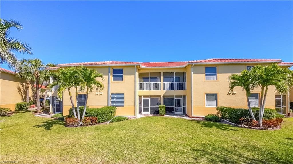 4222 Bellasol Cir 923, Fort Myers, FL 33916-24