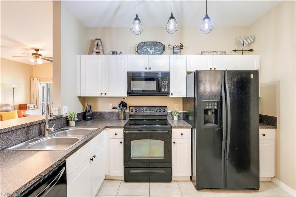 4222 Bellasol Cir 923, Fort Myers, FL 33916-6