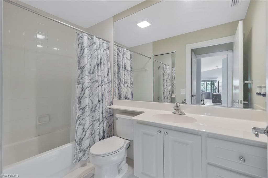 4949 Kingston Way, Naples, FL 34119-17