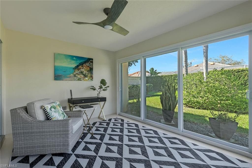 4949 Kingston Way, Naples, FL 34119-20