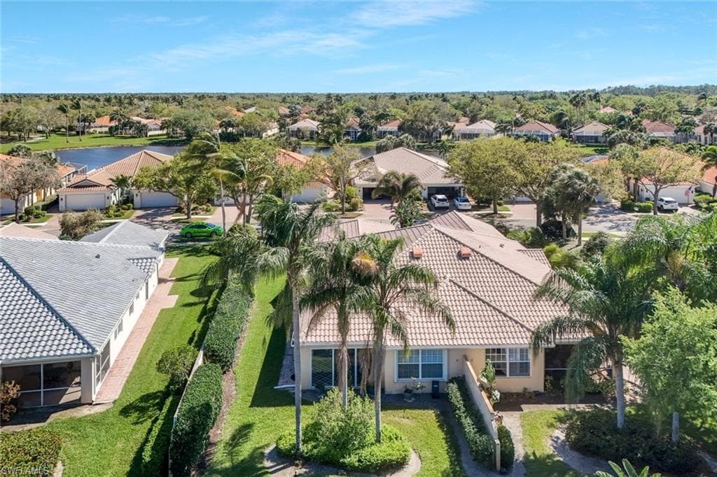 4949 Kingston Way, Naples, FL 34119-28