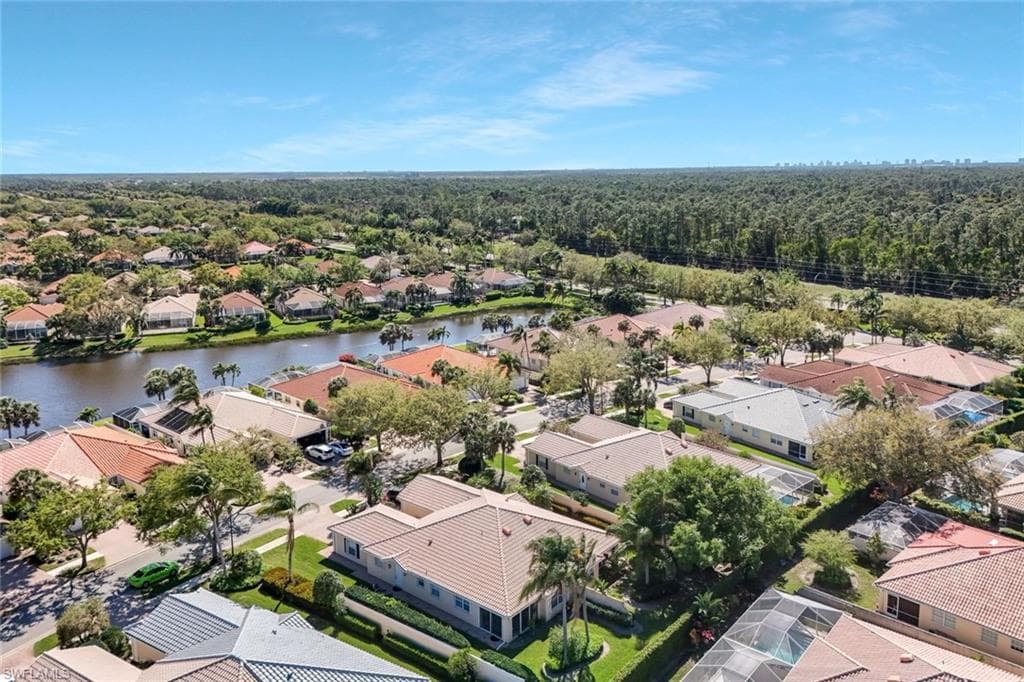 4949 Kingston Way, Naples, FL 34119-29