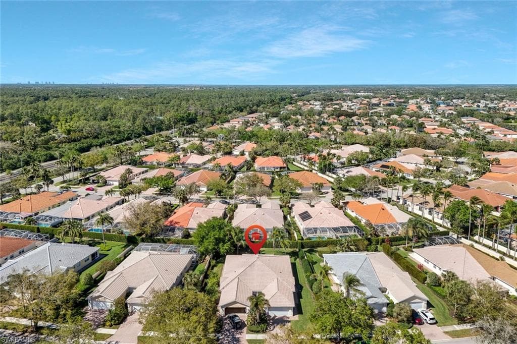 4949 Kingston Way, Naples, FL 34119-32