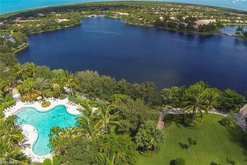 4949 Kingston Way, Naples, FL 34119-35