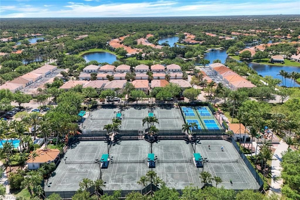 4949 Kingston Way, Naples, FL 34119-50