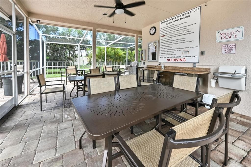 7320 Glenmoor Ln 2106, Naples, FL 34104-32