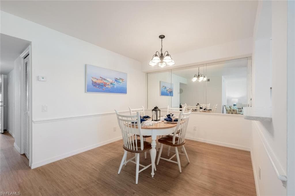 7320 Glenmoor Ln 2106, Naples, FL 34104-8