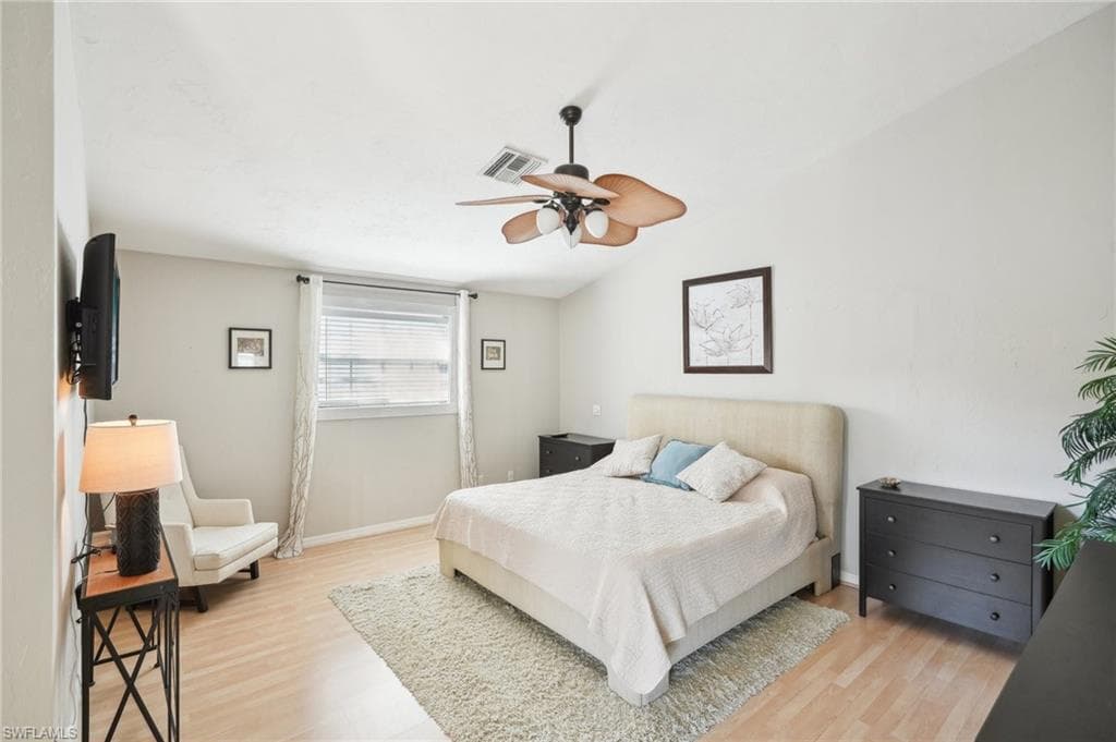 518 Cormorant Cv, Naples, FL 34113-17