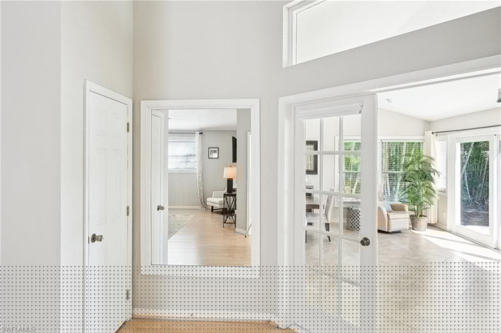 518 Cormorant Cv, Naples, FL 34113-29
