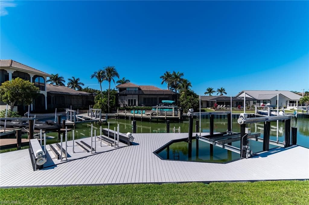 206 Windbrook Ct, Marco Island, FL 34145-24