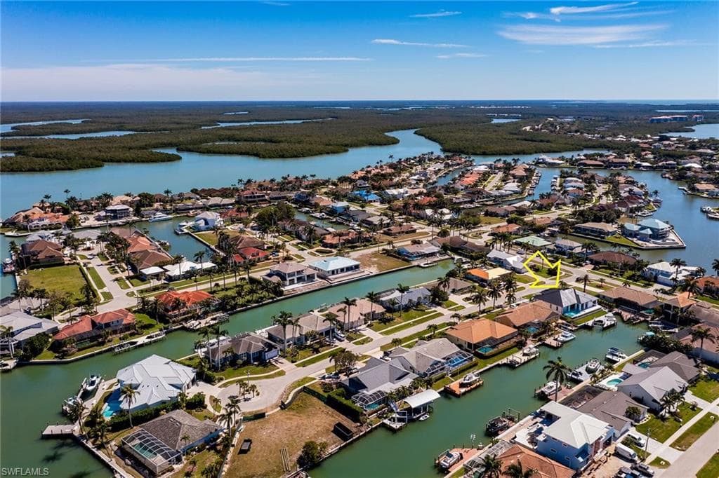 206 Windbrook Ct, Marco Island, FL 34145-45
