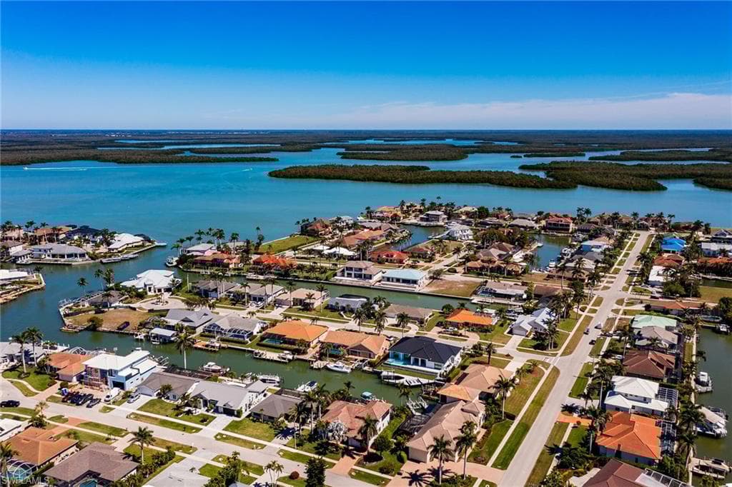 206 Windbrook Ct, Marco Island, FL 34145-49