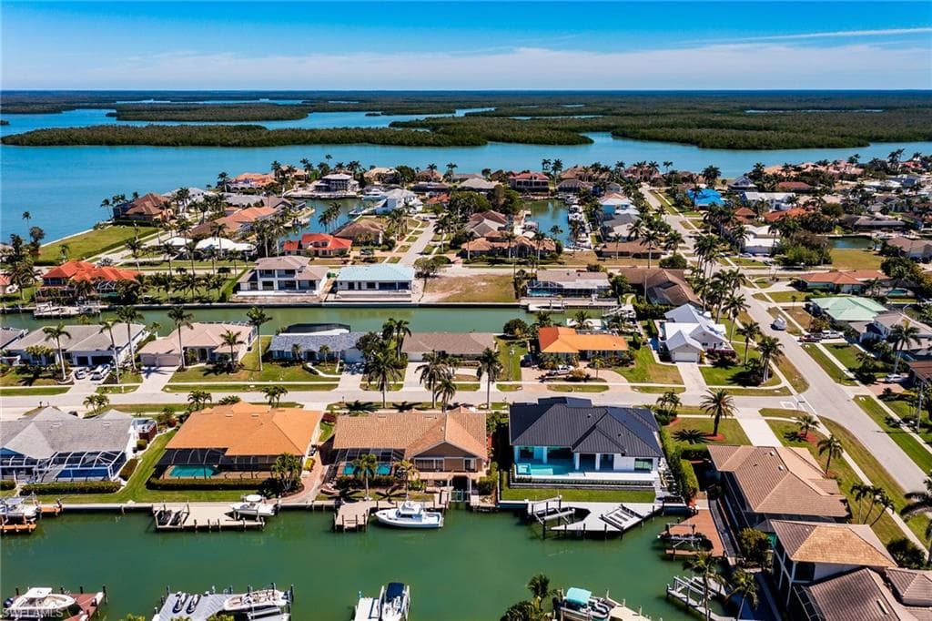 206 Windbrook Ct, Marco Island, FL 34145-50