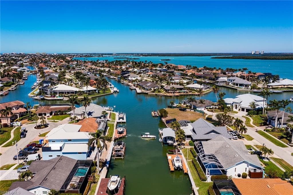 206 Windbrook Ct, Marco Island, FL 34145-51