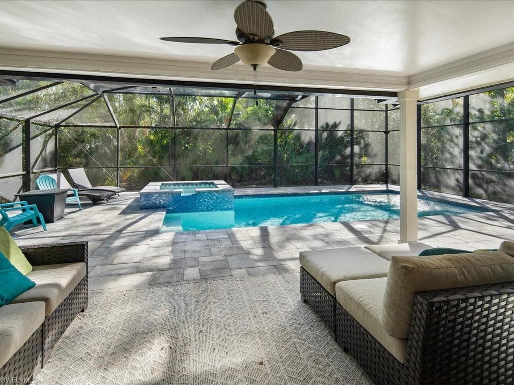 5900 Cypress Hollow Way, Naples, FL 34109-31