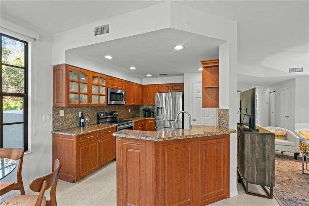 27021 Oakwood Lake Dr 102, Bonita Springs, FL 34134-17