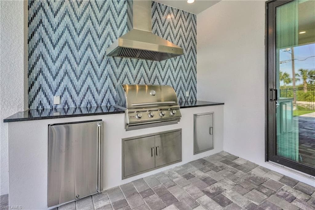 23272 El Dorado Ave, Bonita Springs, FL 34134-33