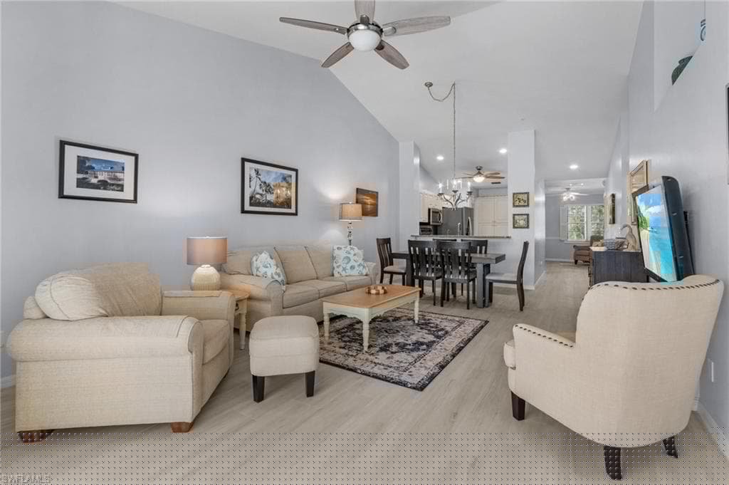 5010 Cedar Springs Dr 202, Naples, FL 34110-12