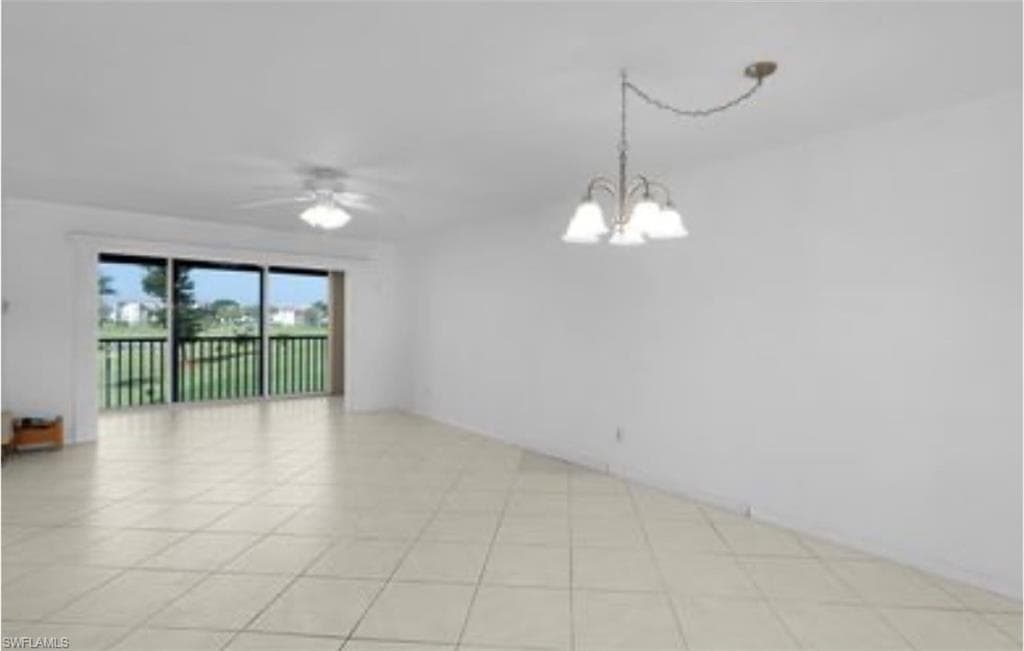29 High Point Cir E 206, Naples, FL 34103-9