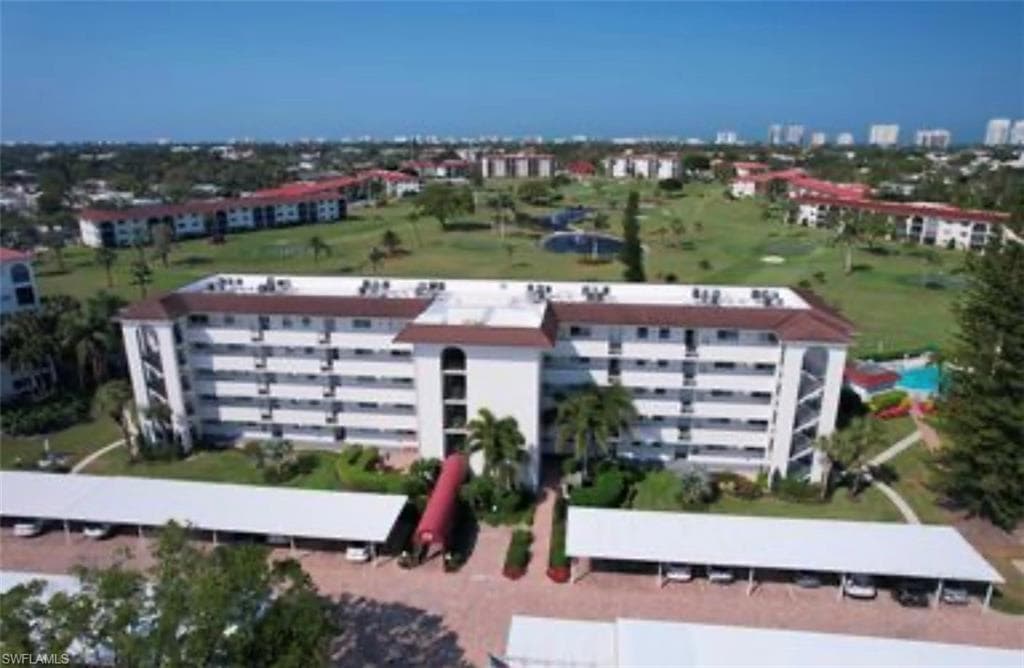 29 High Point Cir E 206, Naples, FL 34103-14