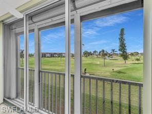 29 High Point Cir E 206, Naples, FL 34103-2