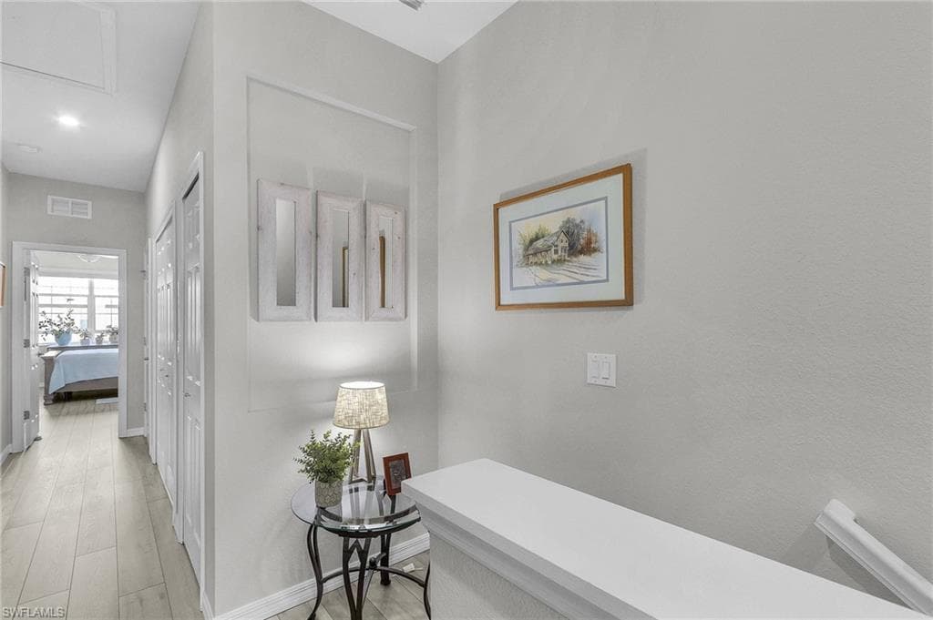 2701 Citrus St, Naples, FL 34120-22