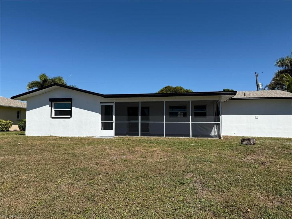 2014 12th Ter, Cape Coral, FL 33990-4