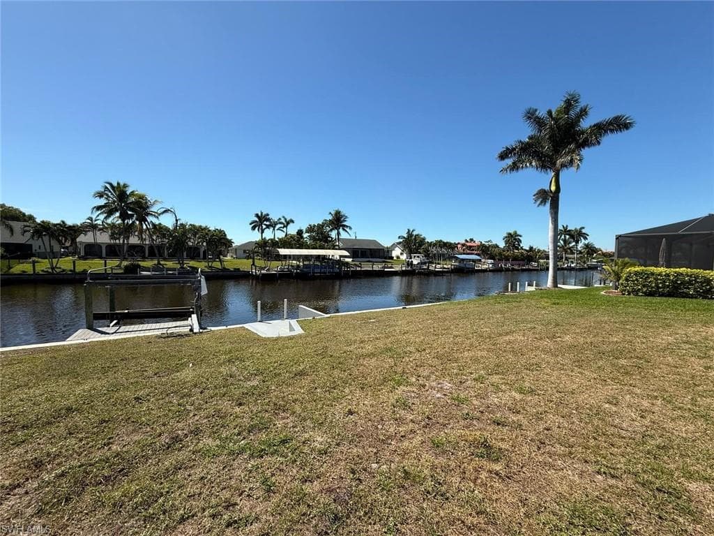 2014 12th Ter, Cape Coral, FL 33990-6