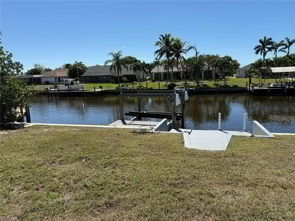2014 12th Ter, Cape Coral, FL 33990-7